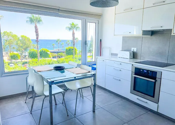 Apartament Panoramic Sea View - 2bed Limassol